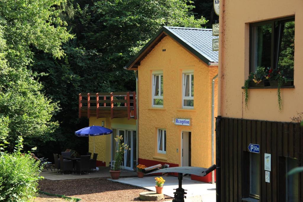 Waldhotel Albachmuehle Mit Albacher Stuben Wasserliesch Номер фото